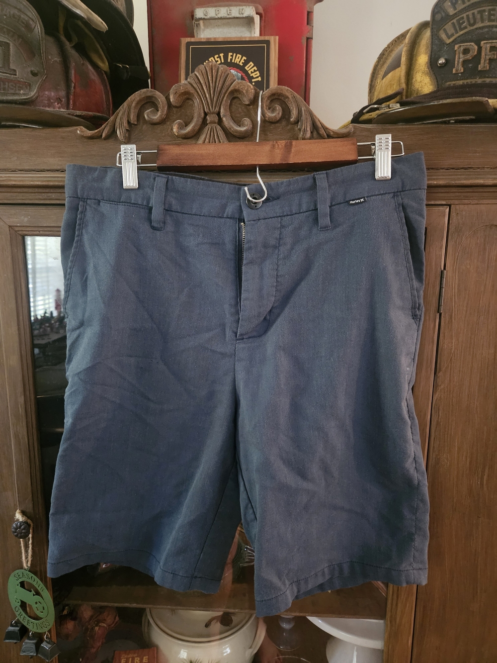 Hurley Men's Navy Blue Flat Front Shorts Sz 31